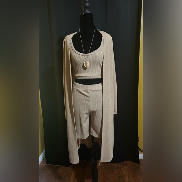 Fashion Nova Pants - Fashion Nova Tan Ensemble